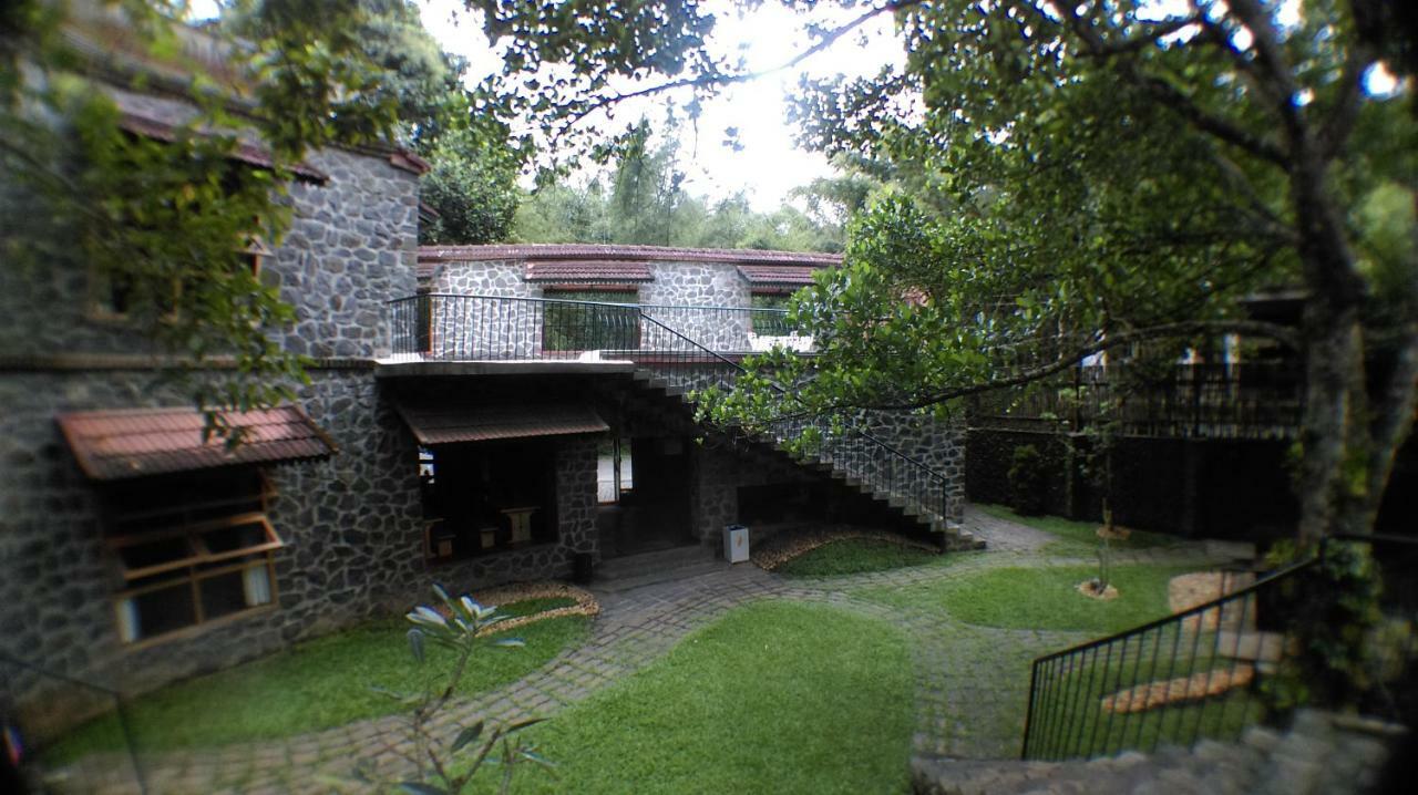 Wildernest Bed & Breakfast Thekkady Exterior photo